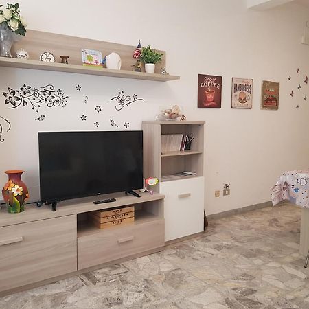 La Casa Al Mare Apartment Пескара Екстериор снимка